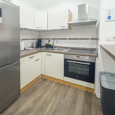 Immostay Waterfront - Balkon Ueber & Parking Apartment *