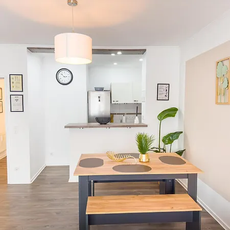 Immostay Waterfront - Balkon Ueber & Parking *