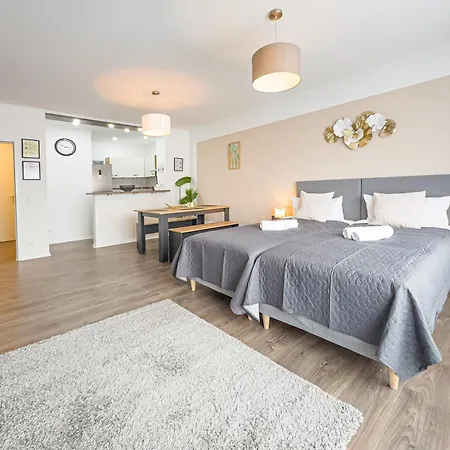 Immostay Waterfront - Balkon Ueber & Parking Apartament *