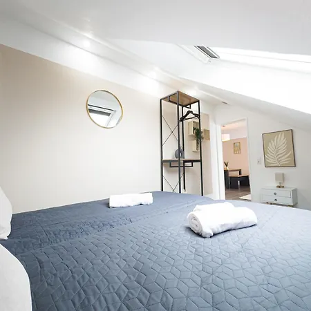 Immostay Waterfront - Balkon Ueber & Parking Apartment Bremen