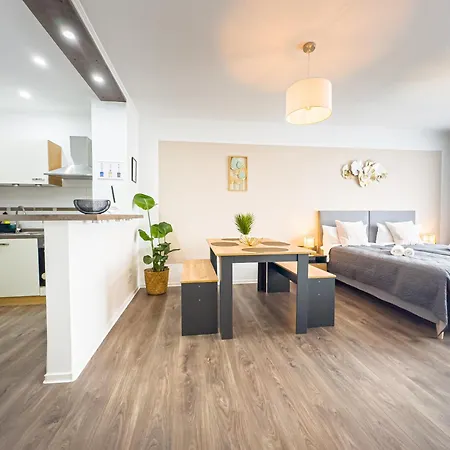 Immostay Waterfront - Balkon Ueber & Parking *