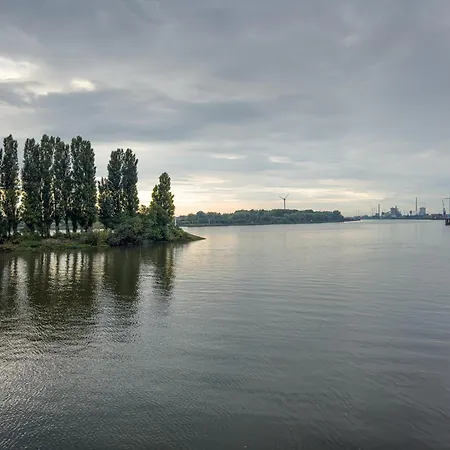 Immostay Waterfront - Balkon Ueber & Parking *