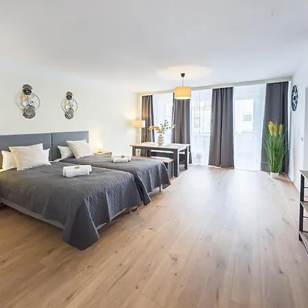 Immostay Waterfront - Balkon Ueber & Parking Apartment *