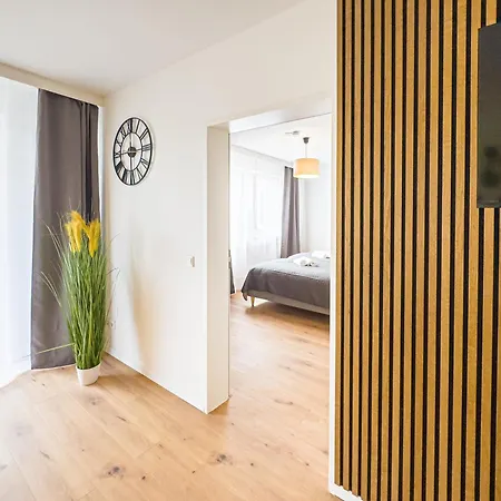 Apartment Immostay Waterfront - Balkon Ueber & Parking