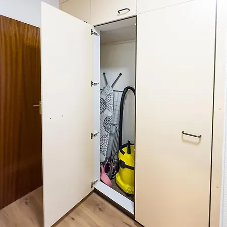 Apartment Immostay Waterfront - Balkon Ueber & Parking *