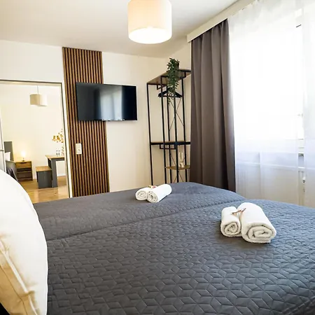 Immostay Waterfront - Balkon Ueber & Parking