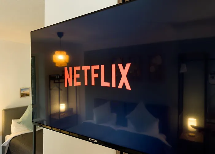 Immostay Waterfront - Balkon Ueber & Parking アパート ブレーメン